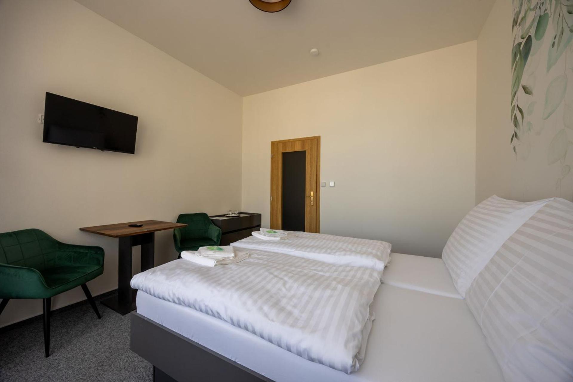 Hotel Tht Policka Ngoại thất bức ảnh