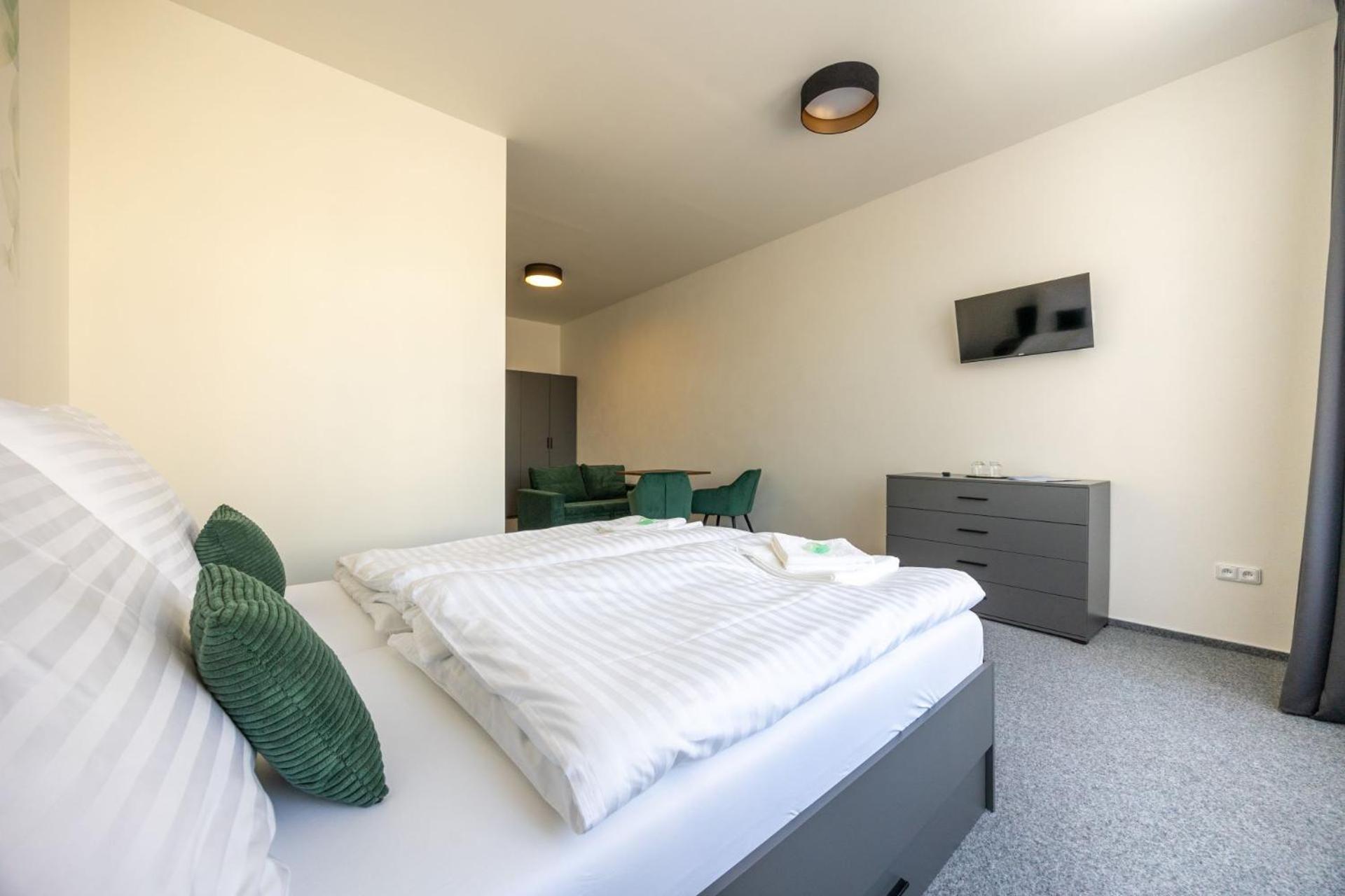Hotel Tht Policka Ngoại thất bức ảnh